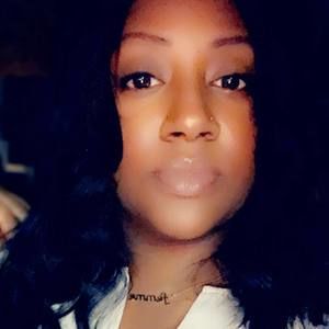 Meet your Posher, Cee